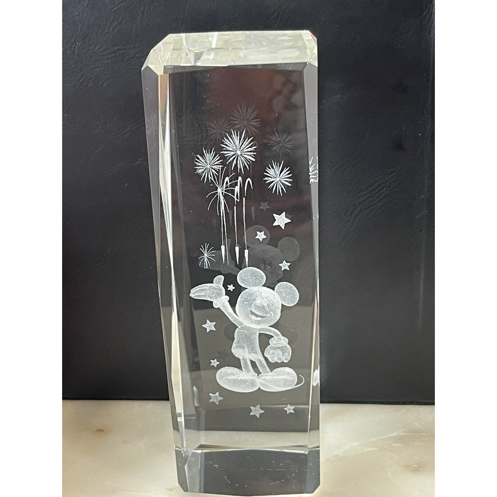 Disney Mickey Mouse 3D Art Etched Glass Crystal Paperweight ‎ *6" Tall*